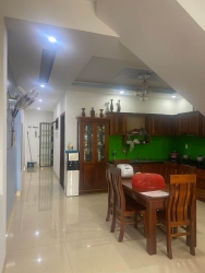 Bán nhà 3 tầng Mặt Tiền đường 7m5 Hòa Phú 9- Hòa Minh tại Quảng Nam