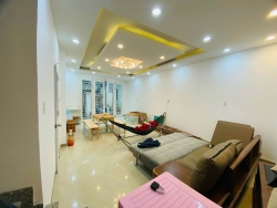 Chủ gửi bán nhà 4 tầng 4 mê kiệt Nguyễn Văn Linh tại Quảng Nam