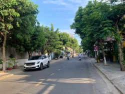 n nhà phố Đặng Vũ Hỷ gần biển Đà Nẵng tại Quảng Nam