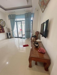 Bán nhà 2 tầng đẹp đường Bầu Cầu 21 nhà mới đẹp tại Quảng Nam