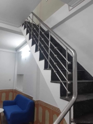 Nhà 2 tầng rưỡi, kiệt/Trần Cao Vân - thông Nguyễn Tất Thành tại Quảng Nam