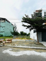 Chinh chu ha gia ban nhanh 147m2 ngang 6m dat gan FPT gan cho so do san cong chung ngay tại Quảng Nam