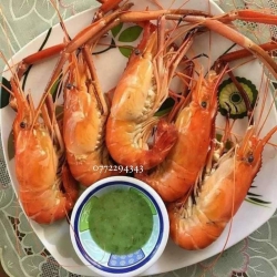 Vựa gửi được thùng tôm càng sen siuu tươi ngon tại Quảng Nam