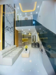 Nhà mê lửng đúc xây mới 100% full nội thất xịn xò tại Quảng Nam