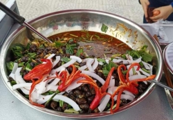 Cho thuê nhà 3 tầng đẹp mặt tiền quận 1 tại Quảng Nam
