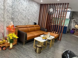 Nhà 2 tầng dành cho kinh doanh, cần bán giá rẻ. tại Quảng Nam