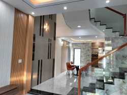 N NHÀ 3 TẦNG MẶT TIỀN ĐƯỜNG PHÙ ĐỔNG HÒA XUÂN tại Quảng Nam