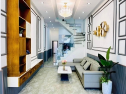 i Thị Bôi gần chợ tại Quảng Nam
