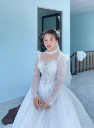 Sáng Nay Em Rảnh Rồi Khách Ơi Ghé em Chăm Da Đi Ạ tại Quảng Nam