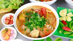 Bán bún chả cá, bún cá ngừ, mỳ gà ta tại Quảng Nam