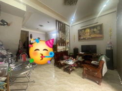 Rẻ quá xá! Bán nhà mặt tiền mà giá như trong kiệt tại Quảng Nam