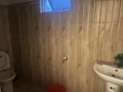 Nhà 3 tầng gần 70m2 ngay hầm chui Điện Biên Phủ - Nhà đẹp gần đường lớn - 2 mặt kiệt thông thoáng. tại Quảng Nam