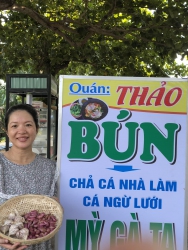 Thảo luận bên bờ sông VĐ tại Quảng Nam