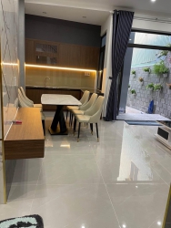 Nhà 2 Tầng Đầy Đủ Nội Thất Đẹp Tuyệt Vời tại Q.Hải Châu Hà Nghi tại Quảng Nam