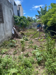 Bán lô kiệt Ôtô trước trường Cao Đẳng Nghề số 5 Hoà Quý tại Quảng Nam