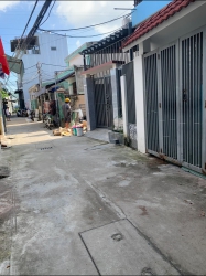 Siêu Hiếm-Kiệt ôtô-Sát Chợ Hòa Mỹ-Bán Đất Tặng Nhà-DT 63m2-Chỉ 2 triệu 50 tại Quảng Nam