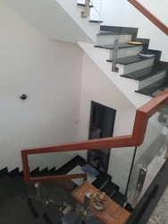 n nhà 3 tầng mặt tiền đường Cao Xuân Huy tại Quảng Nam