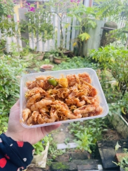 Chân gà rút xương sốt thái tại Quảng Nam