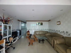 Nhà kiên cố có 3 phòng ngủ tại Quảng Nam