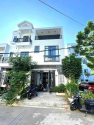 Nhà 3 Tầng Mặt Tiền Hoà Minh, gần bệnh viện Ung Bướu, Hoàng Thị Loan, biển... Đà Nẵng tại Quảng Nam