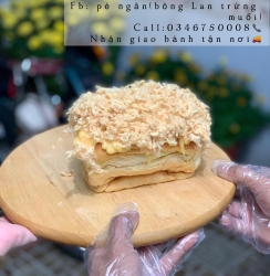 Bánh Mì Phô Mai Tan Chảy Mềm Thơm Đang Có Sẵn Mời Khách Yêu Dùng tại Quảng Nam
