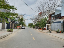 Bán đất đường CỒN DẦU 23, hướng Đông Nam - HXMR tại Quảng Nam