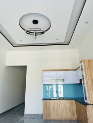 Chinh chu gui ban nha moi mat tien Nguyen Sinh Sac Tu Ngan Dien Ngoc Dien Ban giap ranh Da Nang tại Quảng Nam