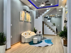 Chính chủ bán nhà 3 tầng mặt tiền đường Cù Chính Lan tại Quảng Nam