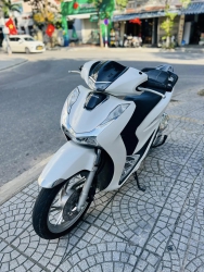 Xe Đẹp Cứ Cho Về Đội Sh máy tỉ ngon , về rửa nước lạnh là như xe mới. Máy móc nguyên rin, bảo hành tại Quảng Nam