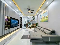 Căn nhà 3 Tầng Mặt Tiền Đường TRẦN XUÂN LÊ - Q. Thanh Khê - TP Đà Nẵng tại Quảng Nam